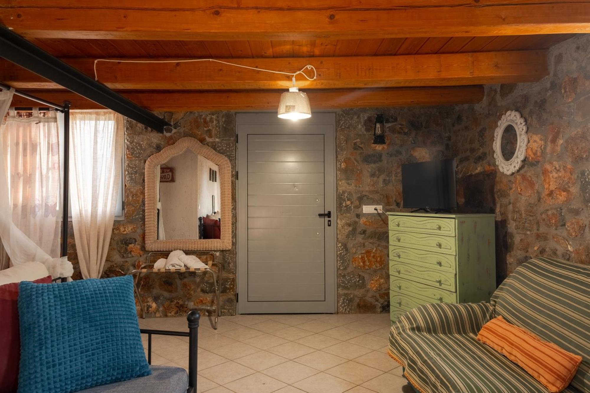 Villa Aktis With Freshwater Pool And Sea View Sissi Exterior foto